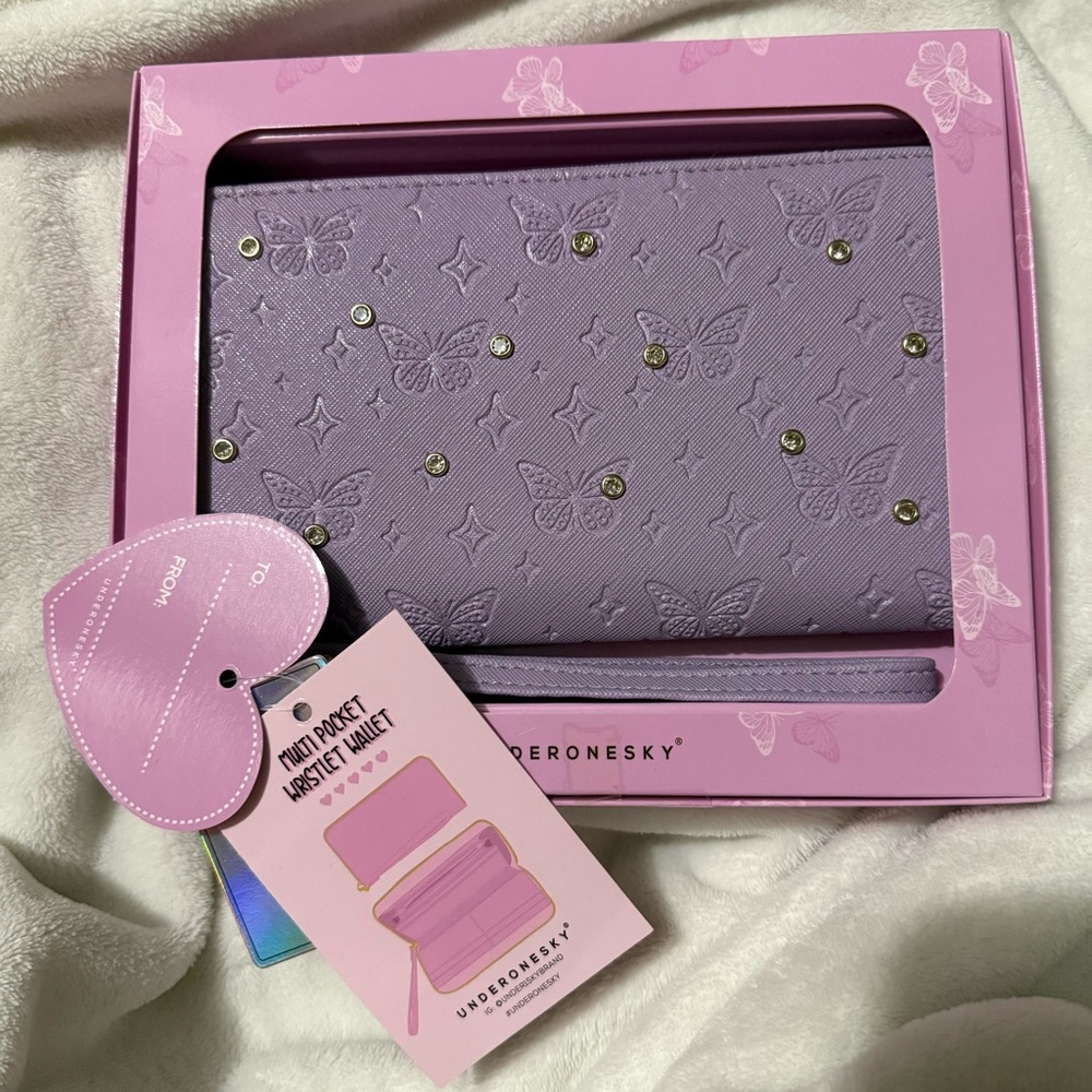 Under One Sky Lavender Wallet with Gold Studs
